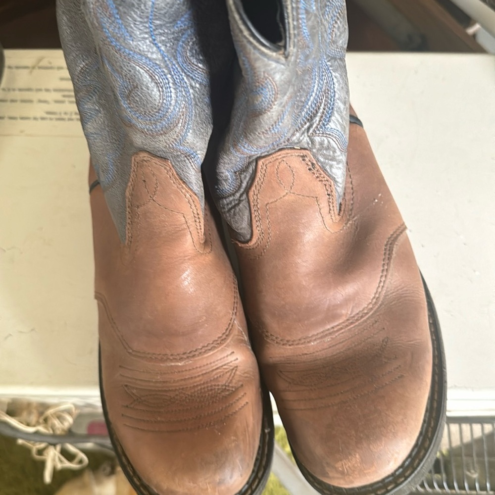 Women’s western boots